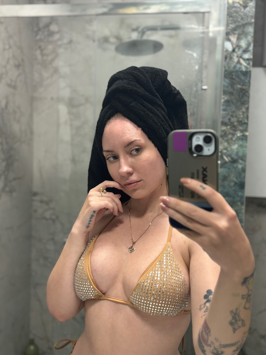 Nude girl KateV in Yinchuan