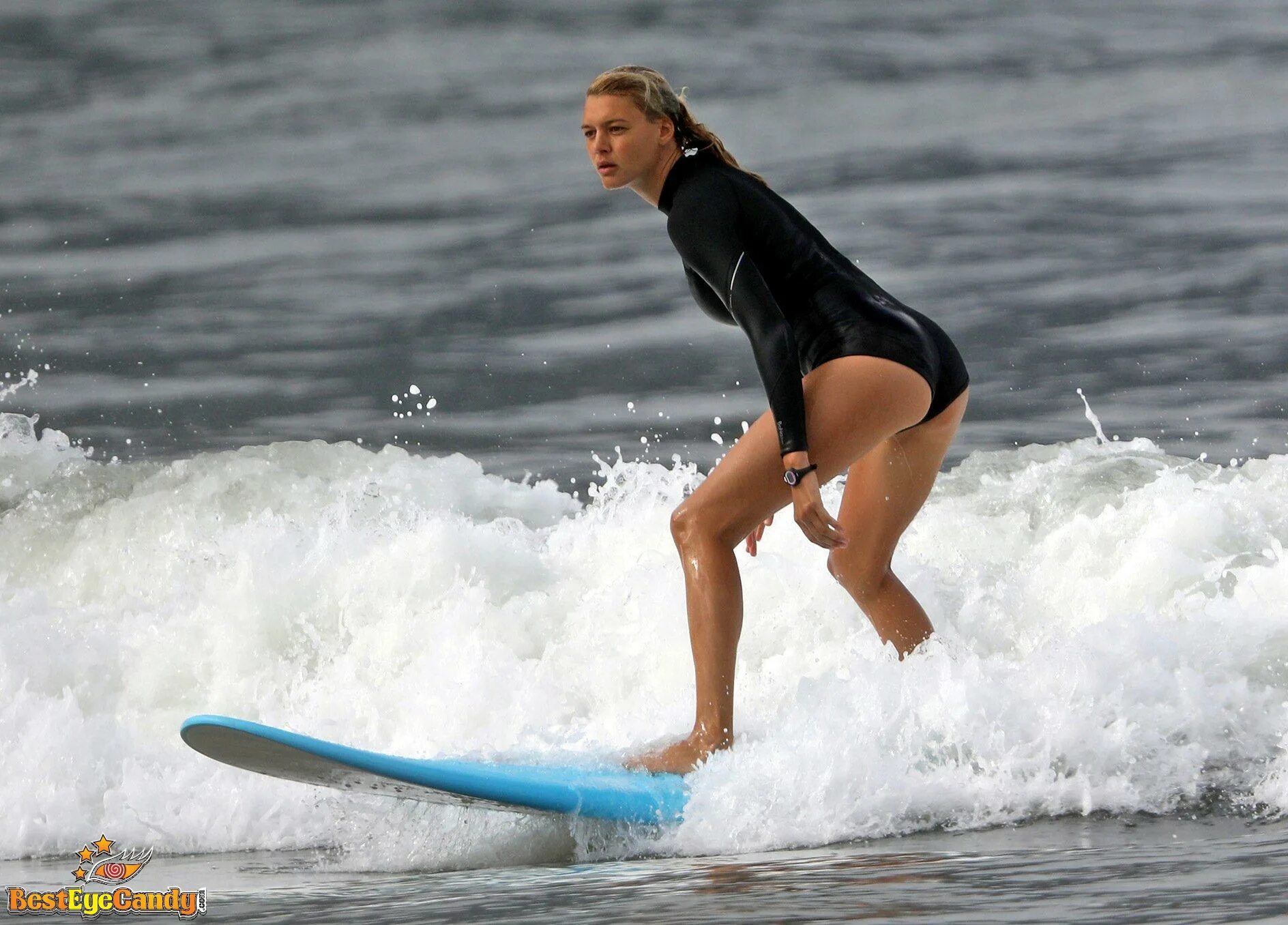 Kelly Rohrbach underwear in Yinchuan