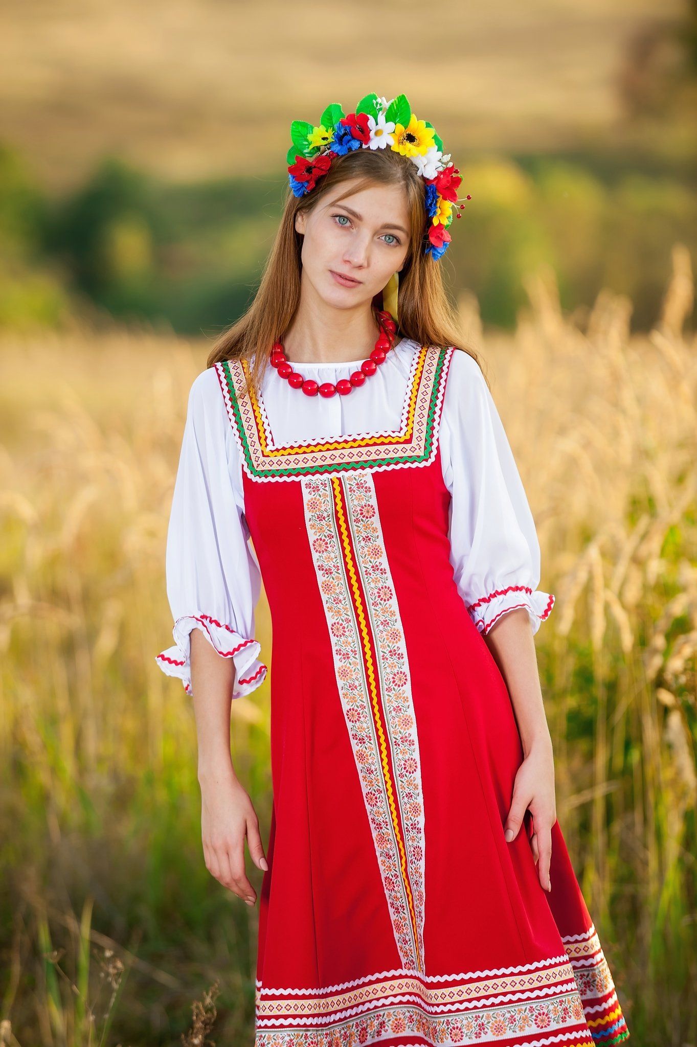 Women in Slavic costumes in Yinchuan